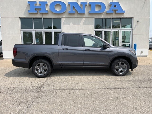 2025 Honda Ridgeline TrailSport photo 4