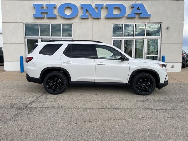 2025 Honda Pilot Black Edition photo 4