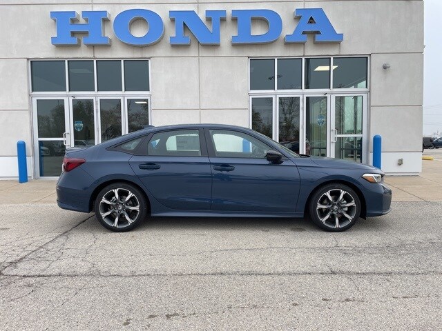 2026 Honda Civic Hybrid Sport Touring photo 4