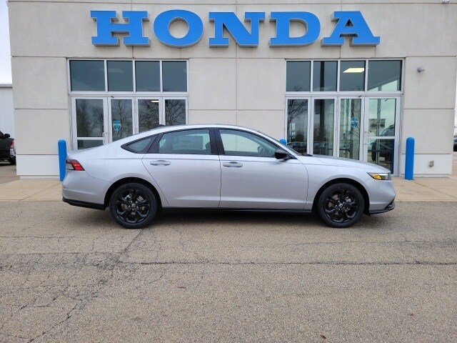 2025 Honda Accord SE photo 3