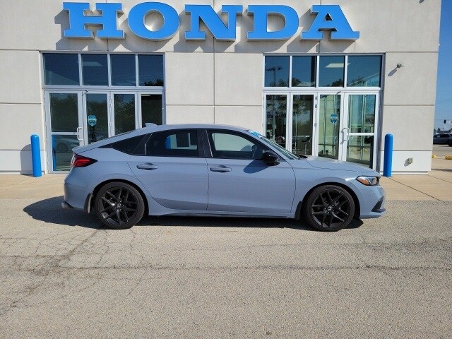 2024 Honda Civic Sport Hatchback photo 2
