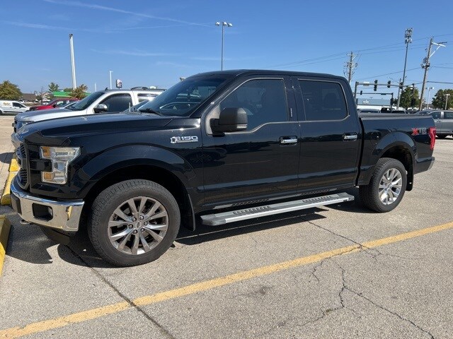 2016 Ford F-150 XLT photo 2