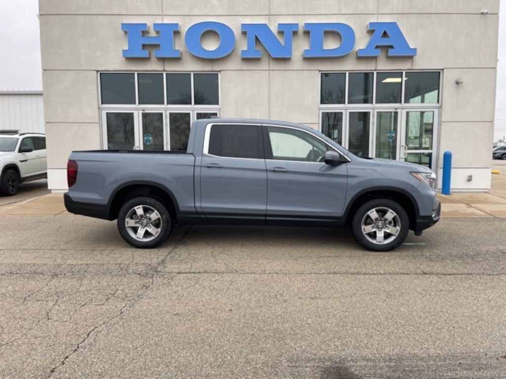 New 2026 Honda Ridgeline RTL Truck Crew Cab
