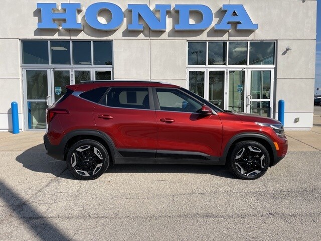 2024 Kia Seltos SX photo 2
