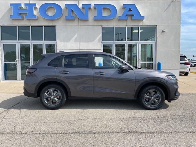 2026 Honda HR-V LX photo 4