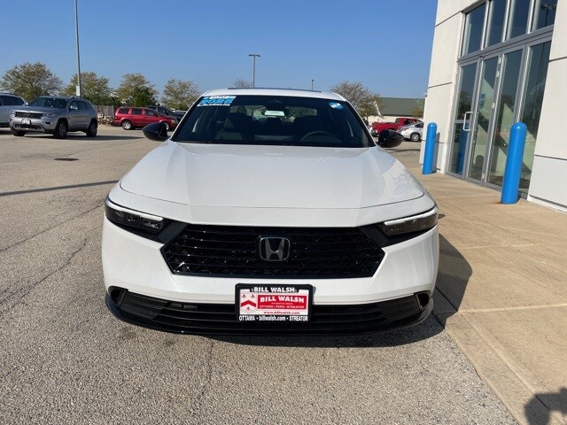 2025 Honda Accord Hybrid Sport-L photo 3