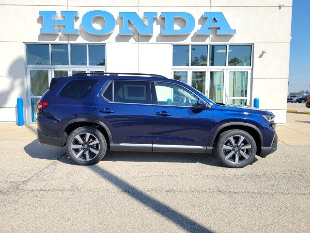 2025 Honda Pilot Touring photo 2