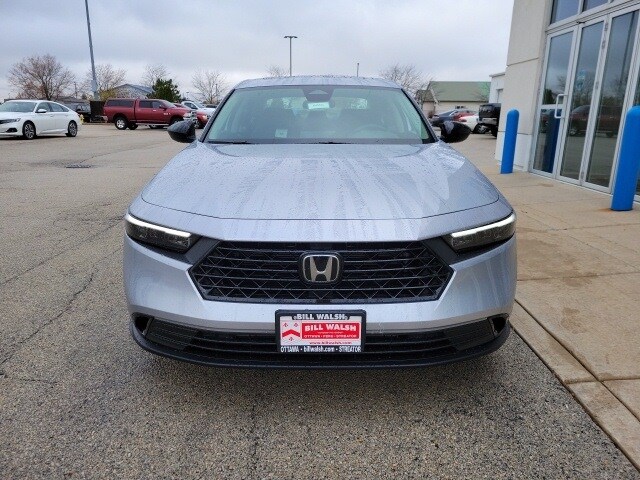 2025 Honda Accord SE photo 2