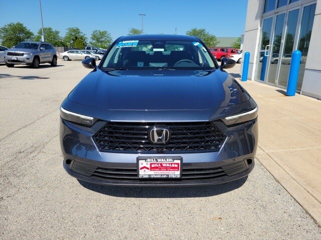 2025 Honda Accord LX photo 3