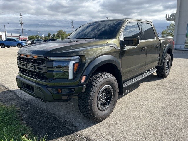 2025 Ford F-150 Raptor photo 3