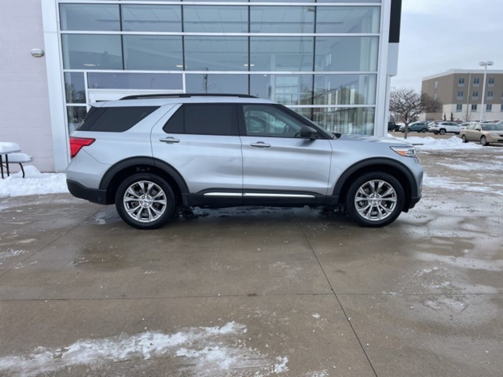 Used 2022 Ford Explorer XLT SUV