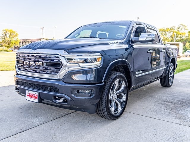 Used 2020 RAM Ram 1500 Pickup Limited with VIN 1C6SRFHT2LN258471 for sale in Ottawa, IL