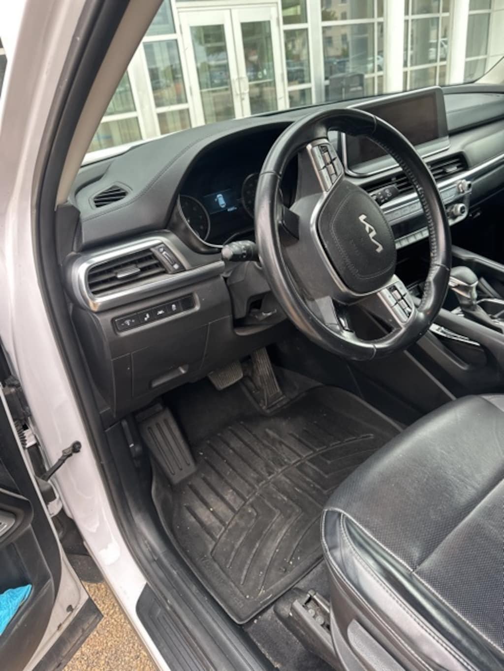 Used 2022 Kia Telluride LX SUV