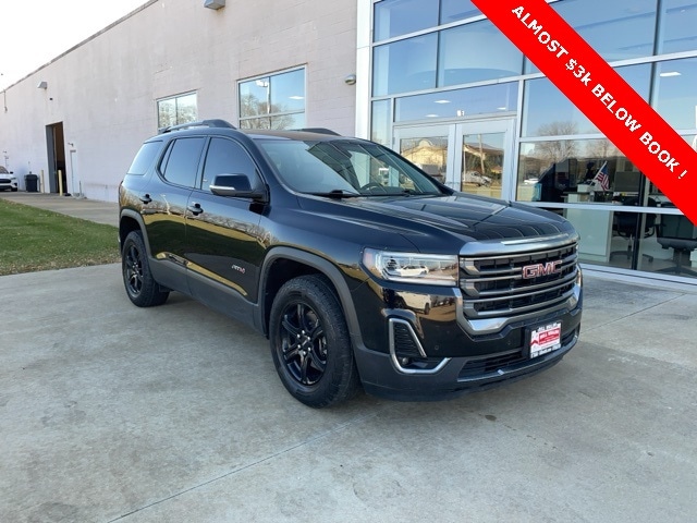 2021 GMC Acadia AT4's photo