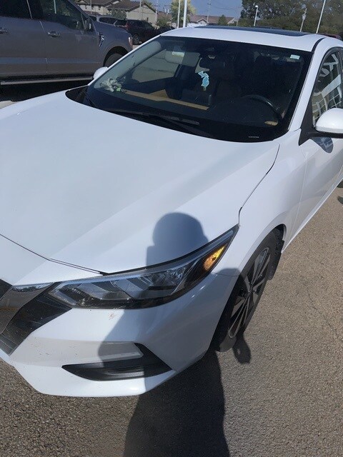 2022 Nissan Sentra SV photo 2