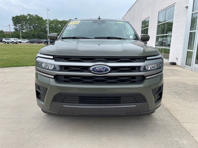 2024 Ford Expedition XLT photo 3