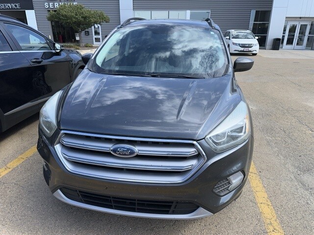 2017 Ford Escape SE photo 2