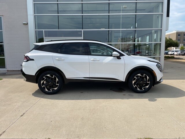 2023 Kia Sportage photo 4