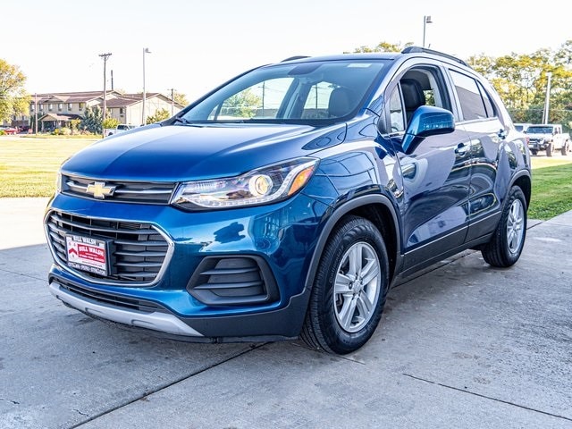 Used 2019 Chevrolet Trax LT with VIN 3GNCJLSB3KL402084 for sale in Ottawa, IL