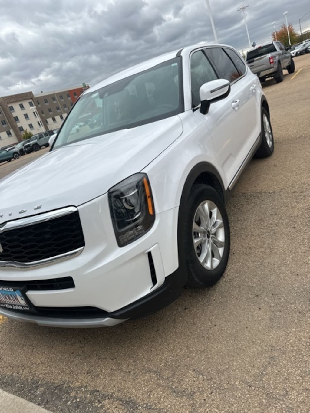 Used 2022 Kia Telluride LX SUV