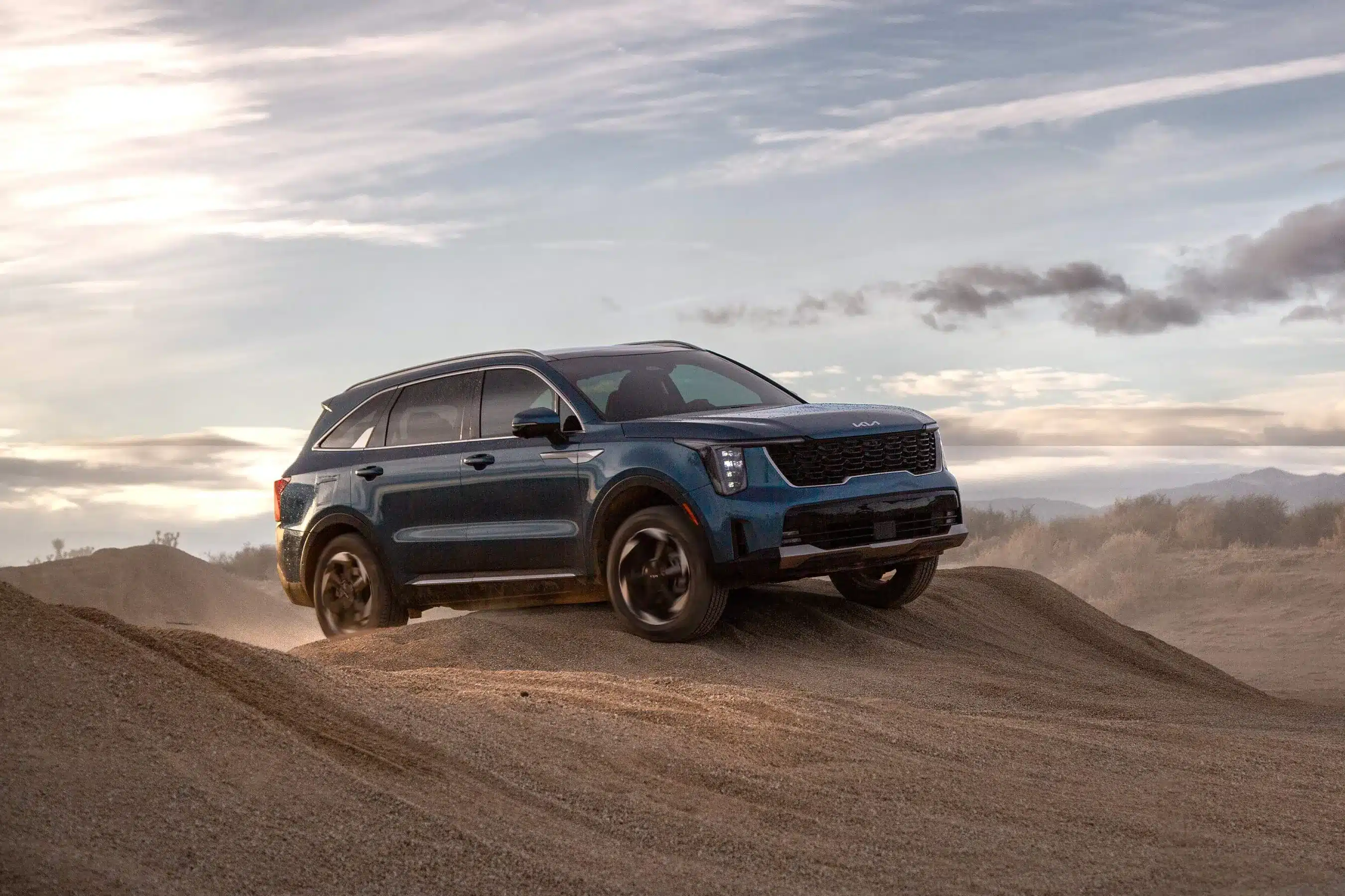  Kia Sorento Hybrid: A Top Choice for Active Families thumbnail