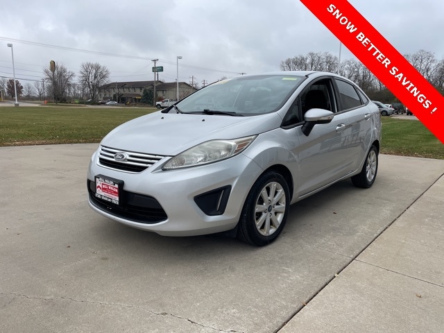 Used 2013 Ford Fiesta SE with VIN 3FADP4BJ5DM109010 for sale in Ottawa, IL