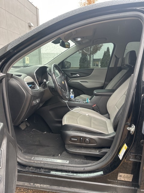 Used 2019 Chevrolet Equinox Premier with VIN 3GNAXNEV9KL211678 for sale in Ottawa, IL
