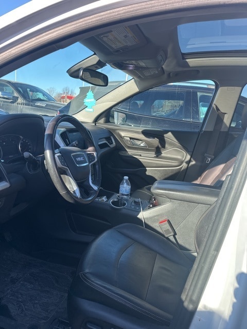 2020 GMC Terrain SLT's photo