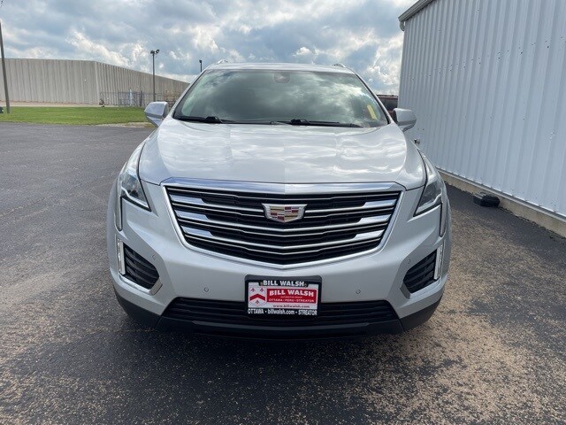 2019 Cadillac XT5 Premium Luxury photo 2