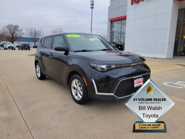 2024 Kia Soul LX's photo