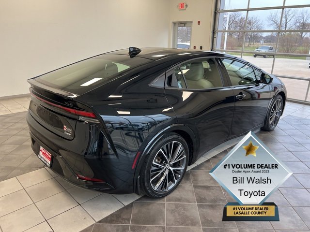 2023 Toyota Prius Limited photo 3