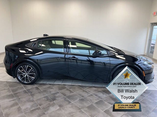 2023 Toyota Prius Limited photo 2