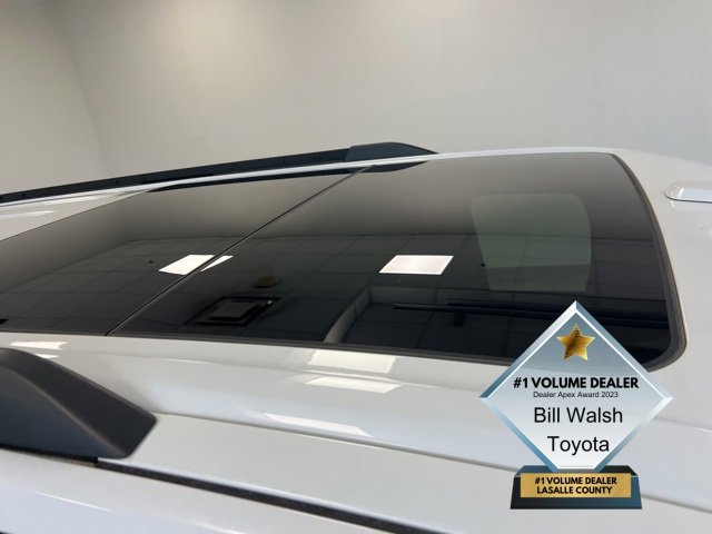 2021 Ford Expedition MAX Limited photo 2