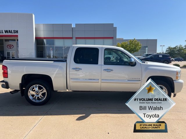 2013 Chevrolet Silverado 1500 LTZ photo 2