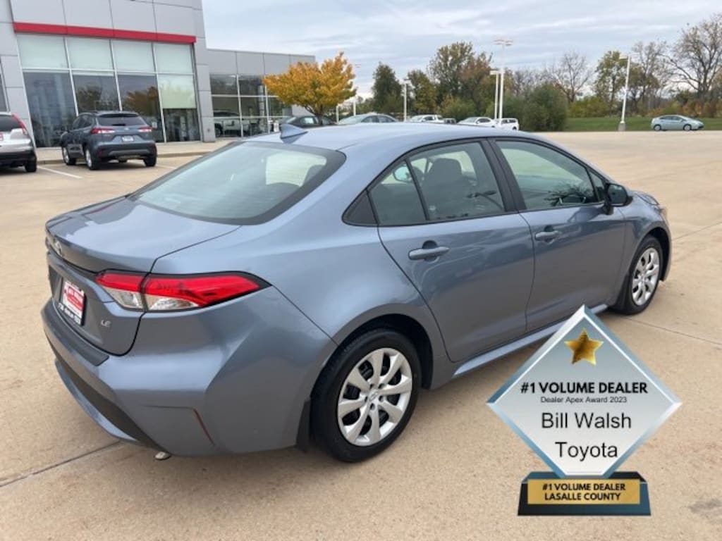 Used 2022 Toyota Corolla LE Sedan