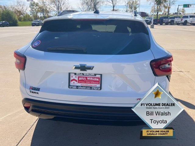 2024 Chevrolet Trax photo 3