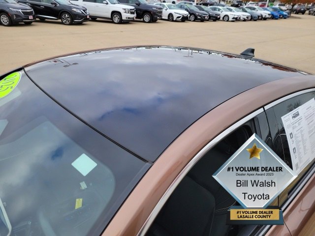 2025 Toyota Crown Platinum photo 3