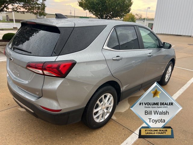 2023 Chevrolet Equinox photo 3