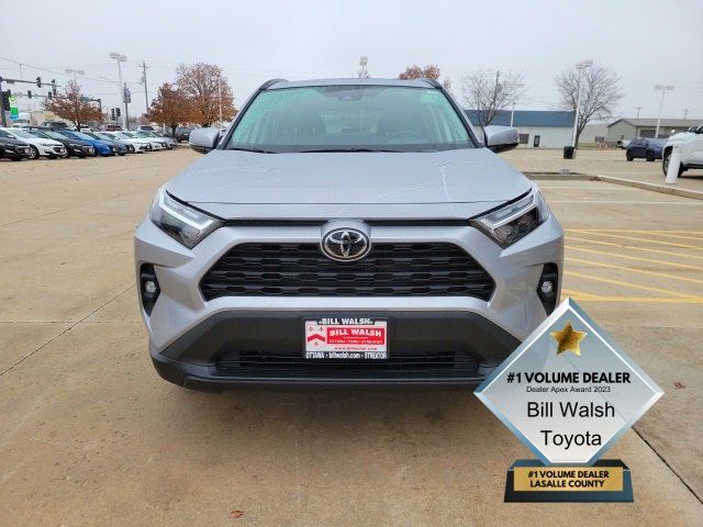 2025 Toyota RAV4 XLE Premium photo 3