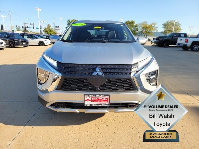 2024 Mitsubishi Eclipse Cross SE photo 3