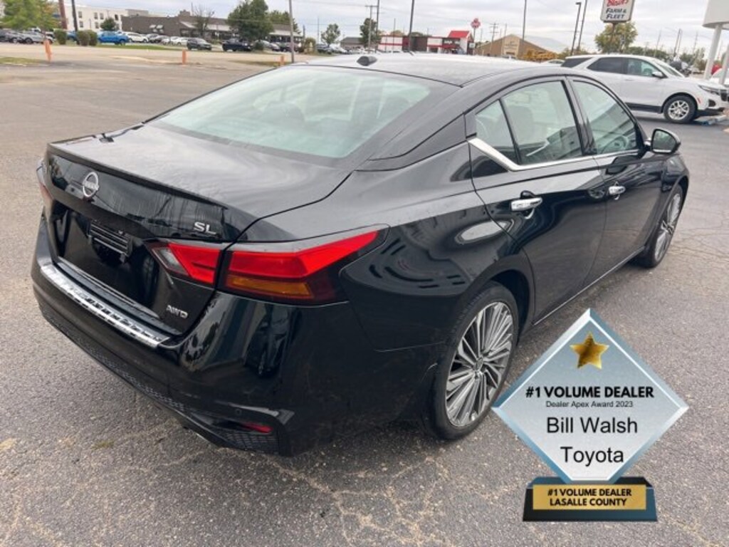 Used 2023 Nissan Altima 2.5 SL Sedan