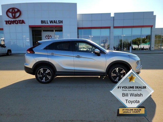 2024 Mitsubishi Eclipse Cross SE photo 4