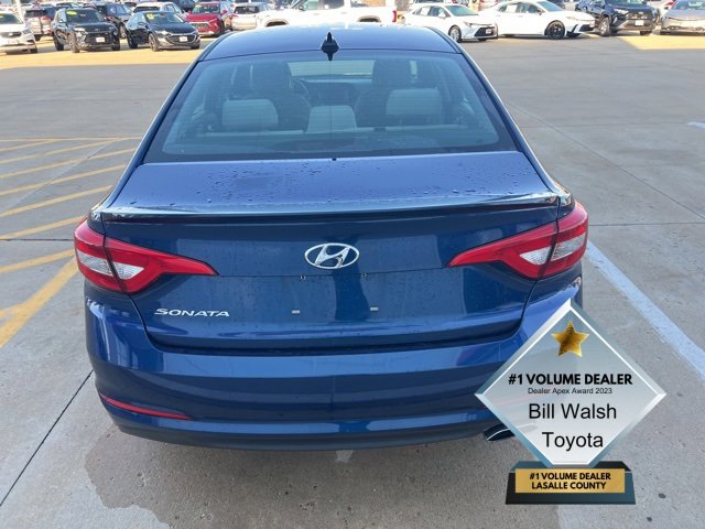2017 Hyundai Sonata SE photo 3