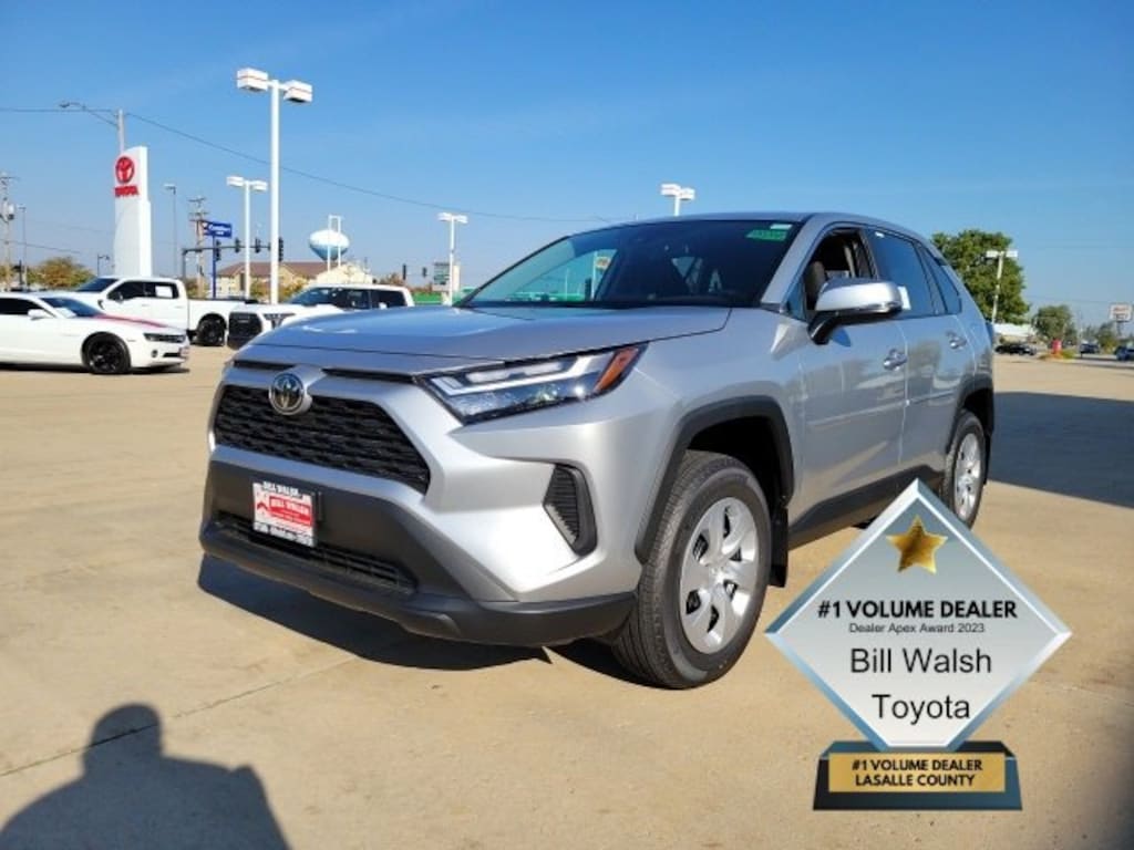 New 2025 Toyota RAV4 LE LE AWD SUV