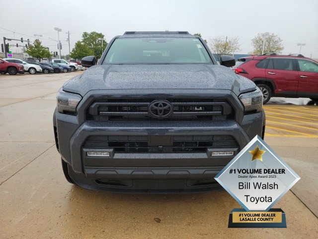 2025 Toyota 4Runner 4WD SR5 photo 3