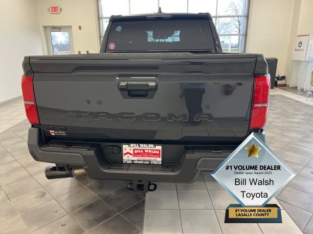 2025 Toyota Tacoma SR5 photo 2