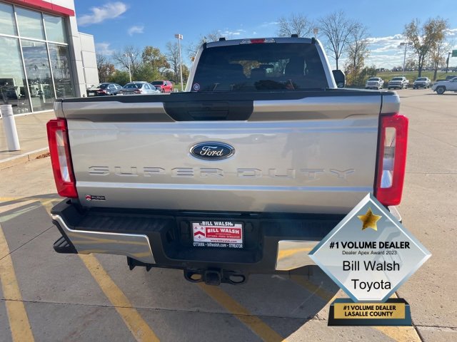 2024 Ford F-250 XLT photo 4