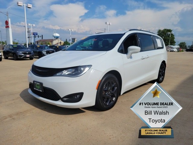 2C4RC1EG5JR168217
