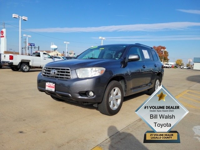 Used 2010 Toyota Highlander SE with VIN 5TDJK3EH8AS029923 for sale in Ottawa, IL