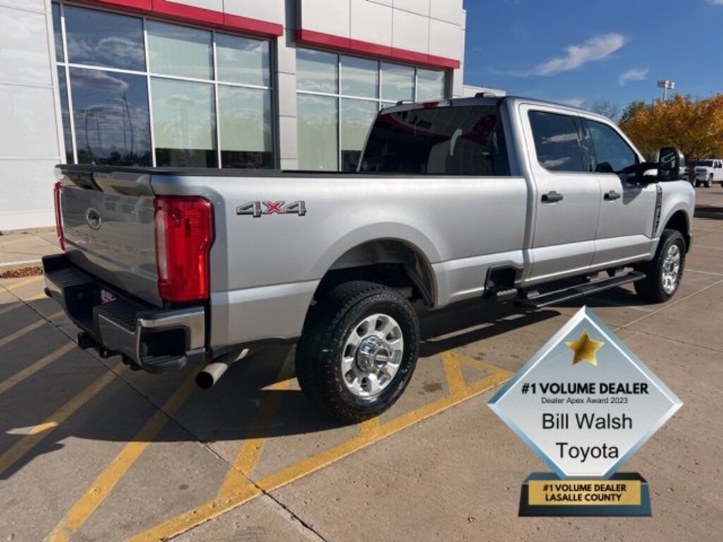 Used 2024 Ford F-250  Truck Crew Cab